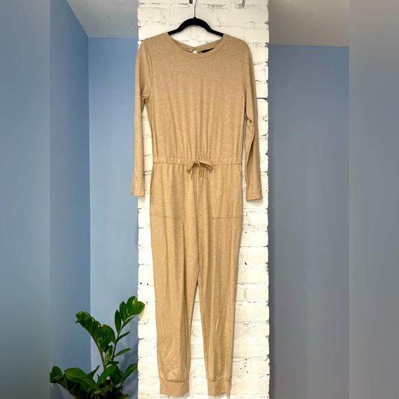 Banana Republic Pants - NWT Banana Republic Jumpsuit Size Small